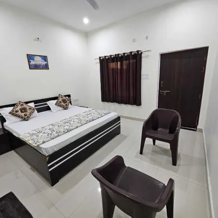 Govind Resort