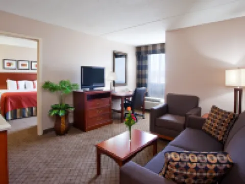 Holiday Inn & Suites CINCINNATI-EASTGATE (I-275E) by IHG Hotels in Clermont County