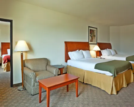 Holiday Inn Express & Suites FAIRFIELD-NORTH by IHG Hotels in Freestone County