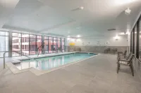 voco THE CLAIR CINCINNATI DOWNTOWN by IHG - Pools
