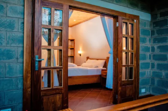 Babylon Lodge Hotels in 