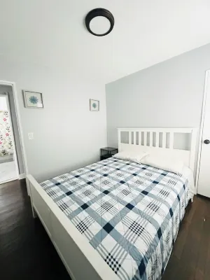 "Tranquil Getaway: Stay Serenity in Suburban Bliss Các khách sạn ở Hempstead