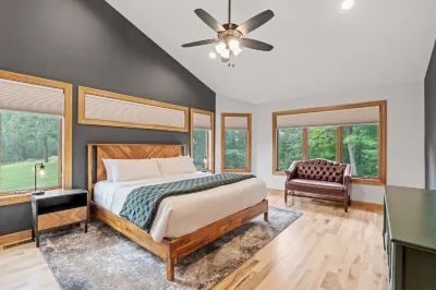 鷹嶺 Wakanda Water Park附近的飯店