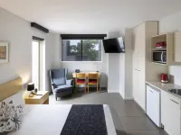 Mantra Castle Hill Sydney Hotels in Kings Langley