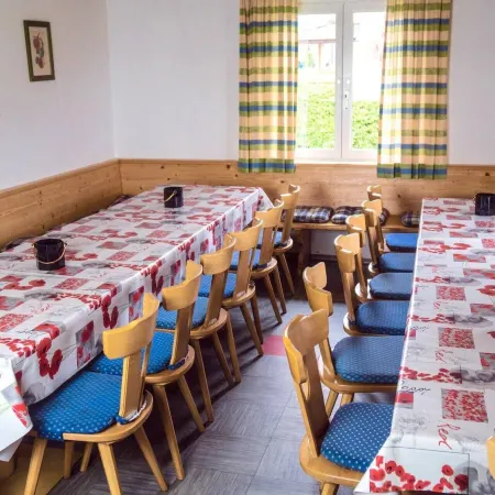 Chalet Selfcatering 30 Beds Parking Pets Welcome