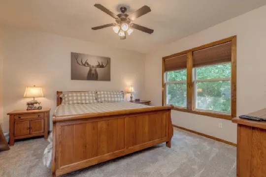 Hickory Hideaway - Communal Pool Access