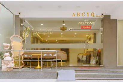 ABCYQ Hotel