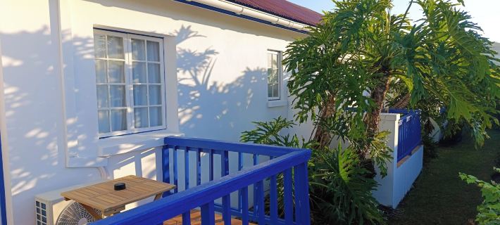 Guinea Fowl Lodge - Lagoon & Heads View B&B, Central Knysna Hotels in Knysna