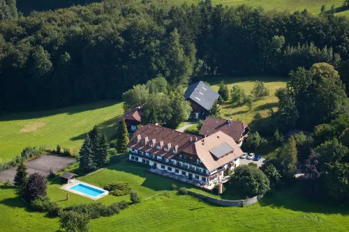 Hotel Schöne Aussicht - Pool