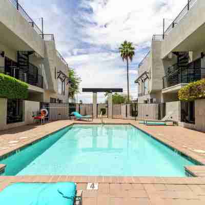 Fully Furnished Condo in the Heart of Old Town Scottsdale: Private Patio & Pool Fitness & Recreational Facilities