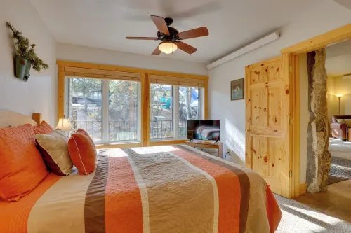 1/2 Mi to Granby Ranch: Townhome w/ Fireplace! - parking
