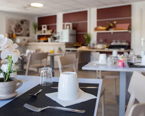 Zenitude Hôtel-Résidences Cannes Mandelieu تناول الطعام Photos