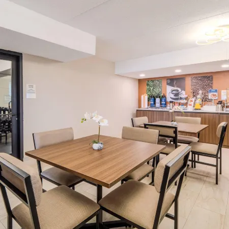 Clarion Pointe Winston – Salem Downtown