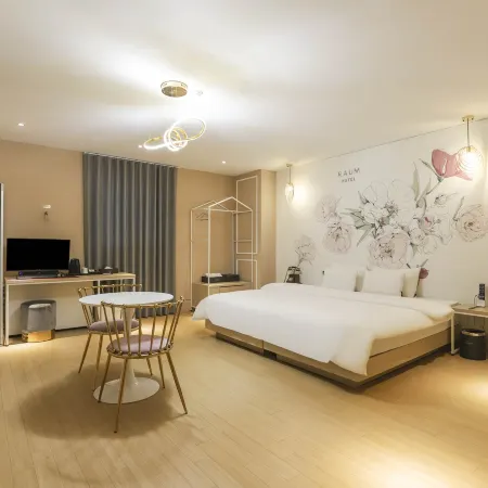 Hotel Raum