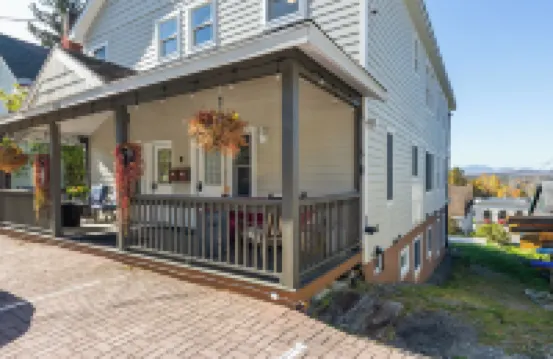 Central Lake Placid Mountain Views