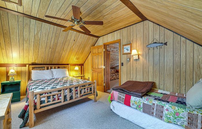6 Mi to Ski Slopes: 'oak View' Lakefront Home!