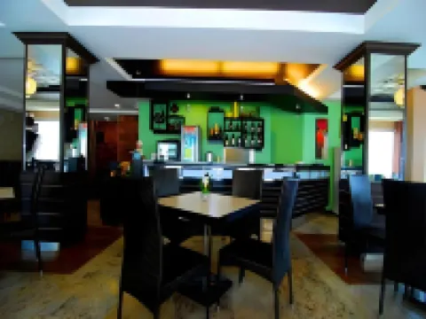 MO2 Westown Hotel Bacolod - Downtown Hotels in Bacolod