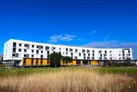 カウール トゥールーズ IUT Electrical Engineering and Computer Science周辺のホテル