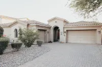 Prestigious Gold Canyon Villa with Golf Course and Superstition Mountain View’s
