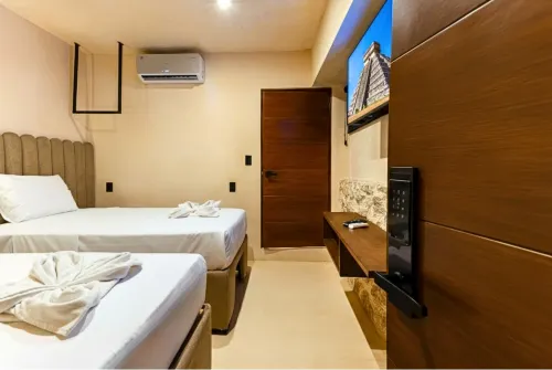 Pakal 58 中心飯店