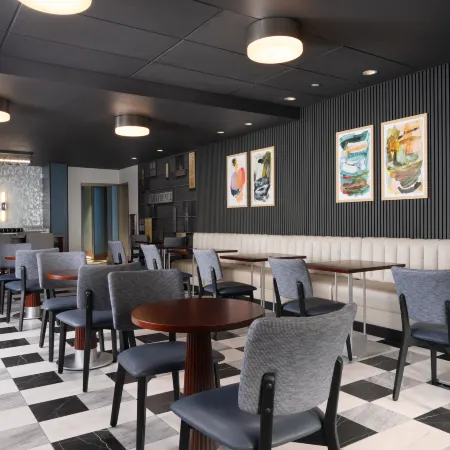 DoubleTree by Hilton Warwick Providence Airport