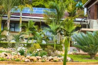 Comfort-driven Hotel Rooms in Hazeldene - 2335 فنادق في 