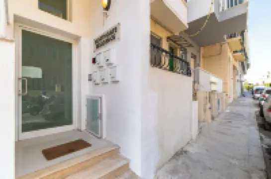 Modern 2 BR Apartment with AC - Near Sea