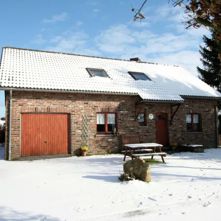 Nice Holiday Farmhouse Located in Sourbrodt Near Ski Resort of Ovifat
