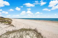 Beachfront Luxury Home w/ Private Pool - Private Pools
