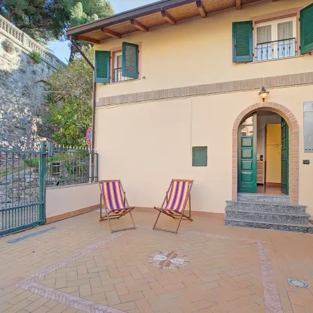 Queen Elena Home Centro Sanremo - Happy Rentals