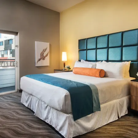 Porto Vista Hotel in Little Italy Отели рядом с достопримечательностью «Музей Железнодорожных Моделей»