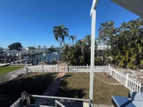 "Waterfront Gulf-Access Getaway – Fully Remodeled 2BR/2BA Vacation Retreat!