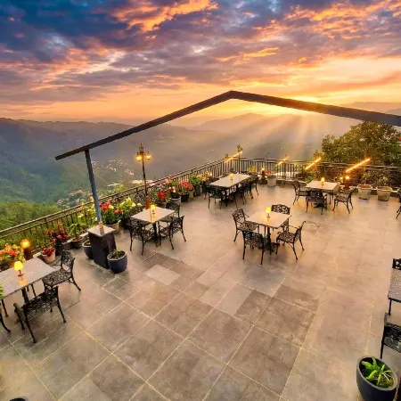 Hotel Chail Residency