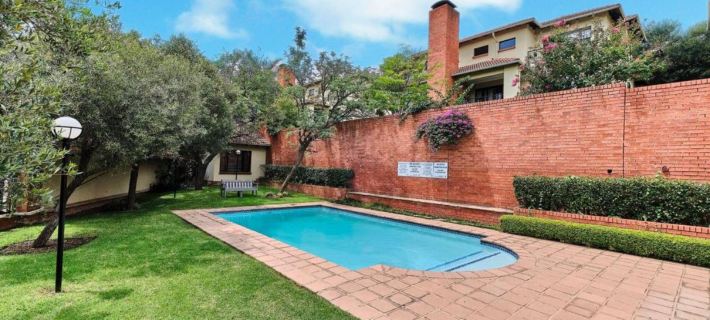 2 Bedroom Apartment Near Monte Casino Hotels in Bryanston