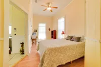 Cozy Thomasville Cottage - Walk to Downtown! - 3-Star