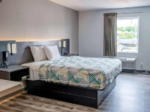 Studio 6 Claremore, OK Hotels in Rogers County