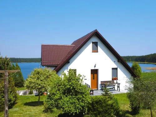 Comfortable Holiday Apartment with a Lake View - Homestays