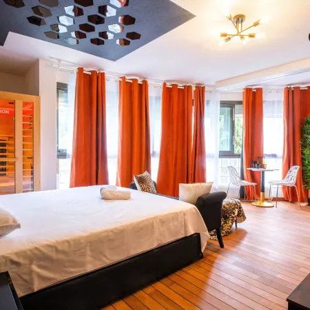 Cristalys Loveroom & Spa