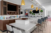 Hilton Garden Inn Salt Lake City Airport - Quầy Bar