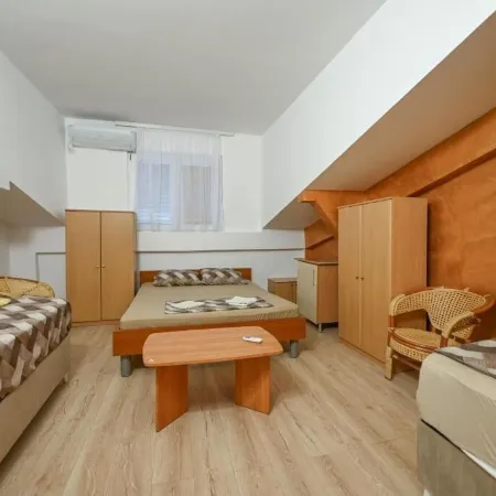 Hostel Izvor