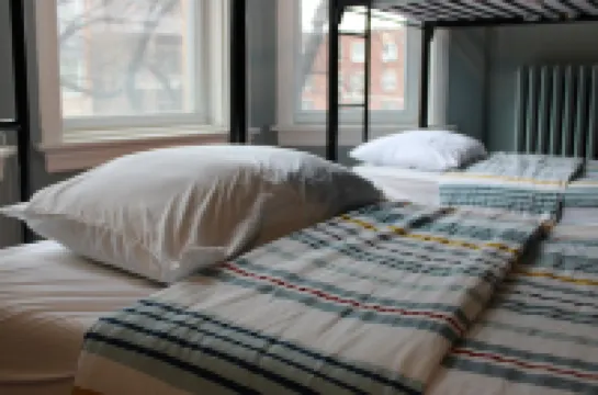 Wrigley Hostel - Chicago