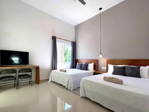 Vica Mayan Guesty House - By Aloja فنادق في 