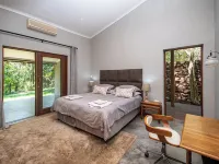 Summerfields Rose Retreat and Spa Hotels in Ehlanzeni