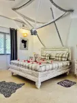 White Nyumba - balcon