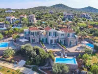 Searocks Exclusive Villas Resort Hotels in Petalidi