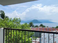 Gajah 12 Lake View Resort Hotels in Ternate