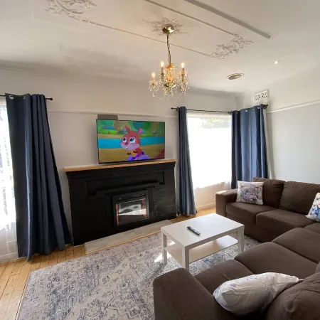 central 1940s Bendigo Home Hamptons Heritage Reno