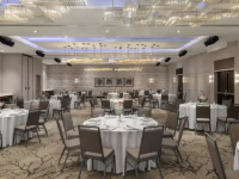 Hampton Inn & Suites by Hilton Montreal-Dorval Hoteles en Dorval