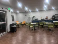 Quality Inn Denver Tech Center - breakfast