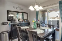 4 Mi to Main St: Grand Junction Townhome w/ Patio! - Apartments